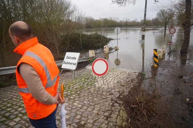 Proteção Civil entra em nível de prontidão máximo de Viana do Castelo a Setúbal