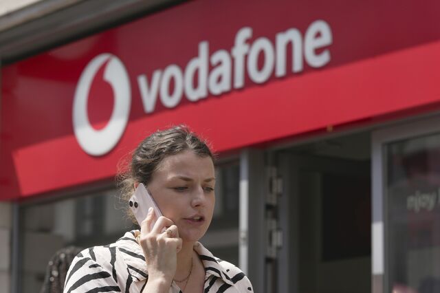 Vodafone reativa serviço móvel nos concelhos afetados, mas alerta para impacto de nova depressão