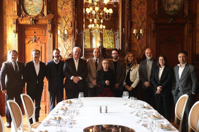 Investimento não parou, mas há um compasso de espera