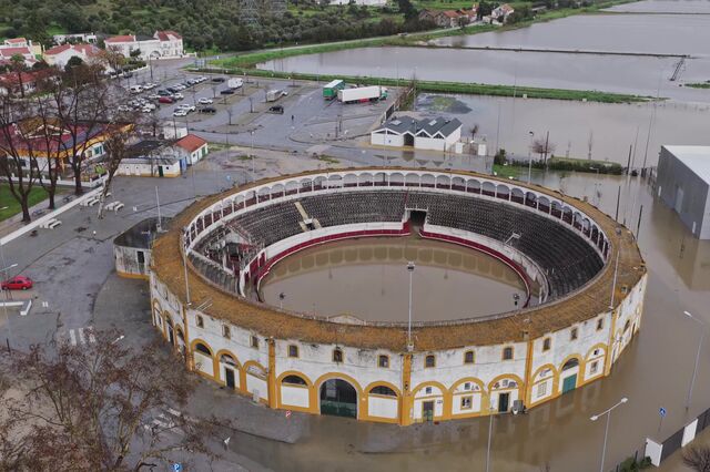 Cinco mortes e mais de 8.000 ocorrências devido à depressão Kristin