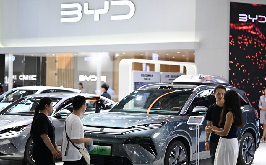 BYD vende 4,6 milhões de carros num ano, mas ritmo de crescimento está a abrandar