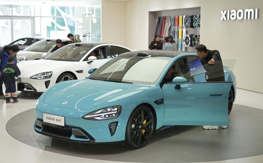 Xiaomi aponta à venda de 550 mil carros elétricos em 2026