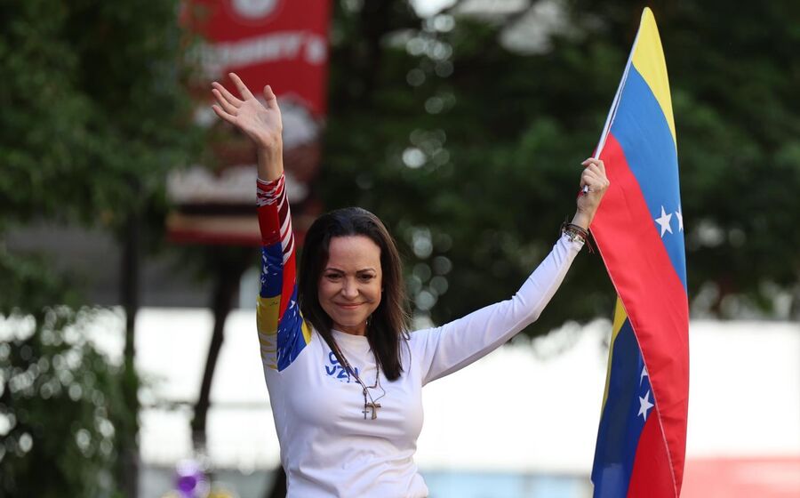 Machado agradece captura de Maduro e diz que regressa em breve ao país