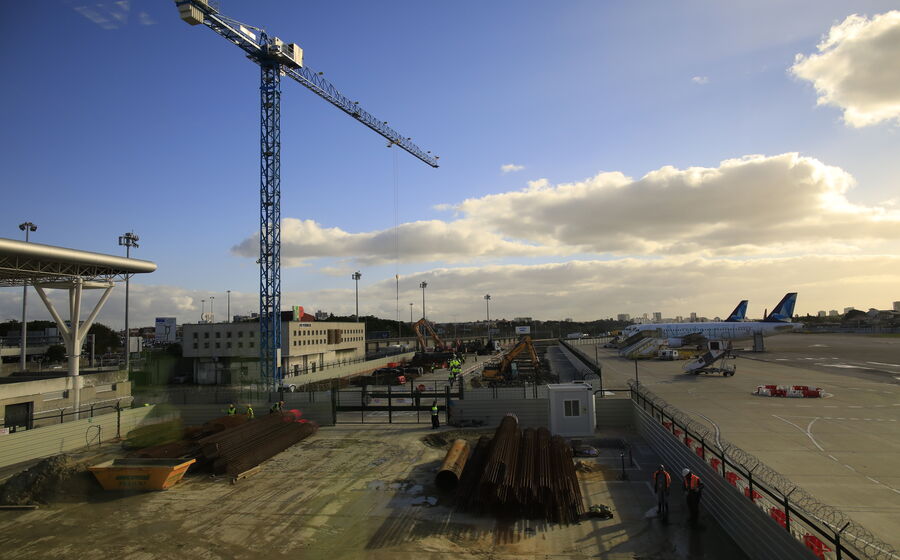 ANA investe na expansão do aeroporto Humberto Delgado, com obras nos terminais 1 e 2