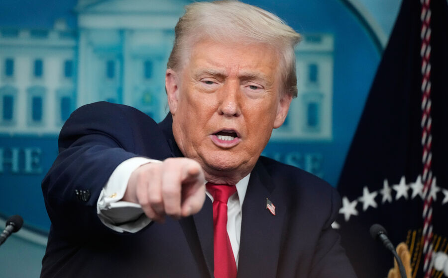 Trump otimista sobre controlo da Gronelândia pelos EUA.