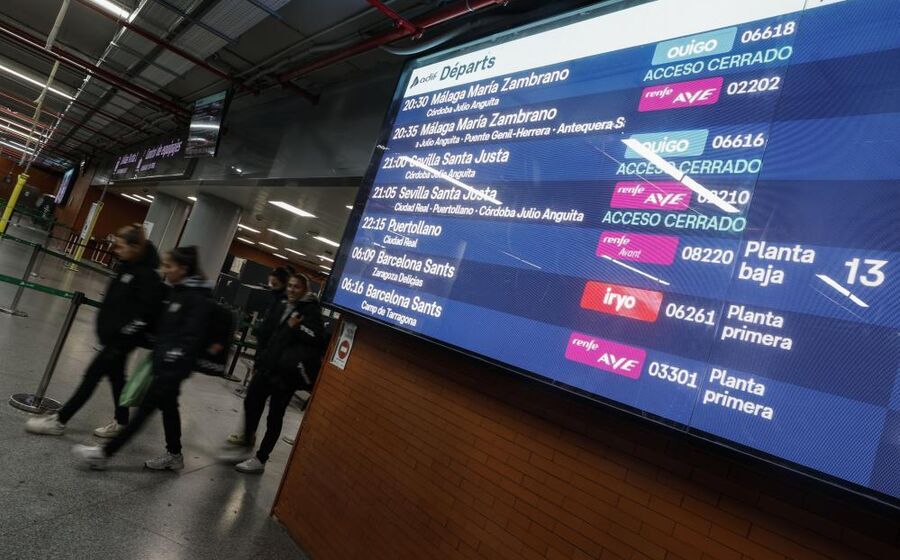 Pelo menos três feridos em novo acidente de comboio em Espanha