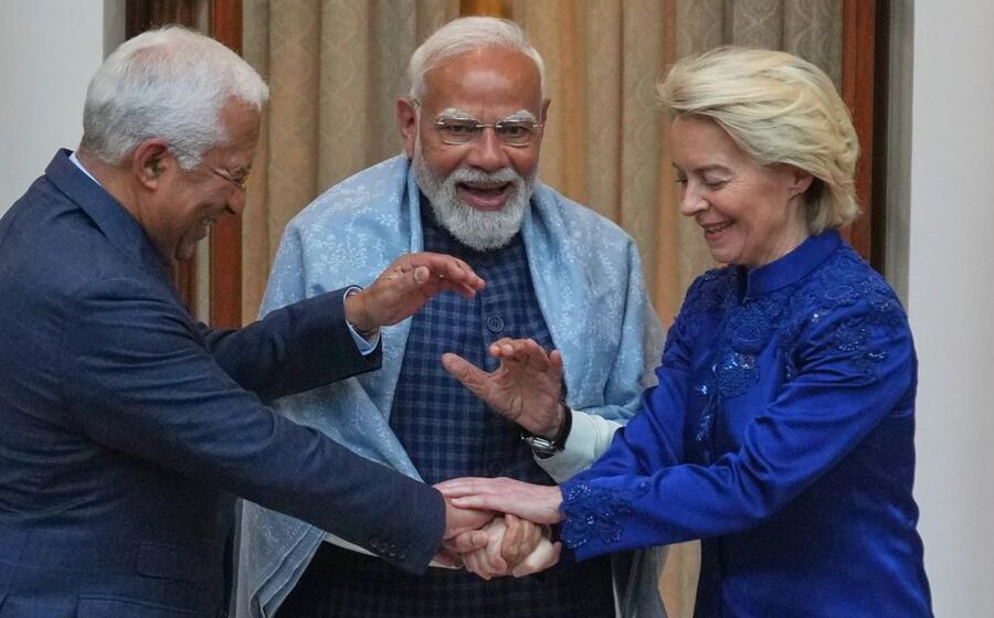 A União Europeia e a Índia chegaram esta terça-feira um mega-acordo comercial, que prevê um corte massivo de tarifas.