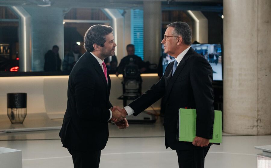 André Ventura e António José Seguro tiveram um debate televisivo antes do arranque da  campanha. 