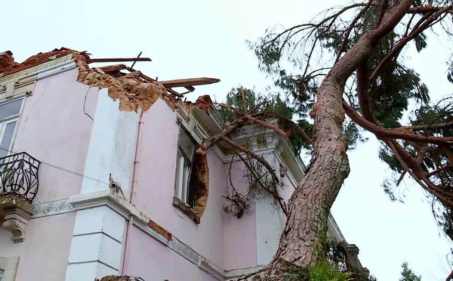A tempestade Kristin causou danos avultados.