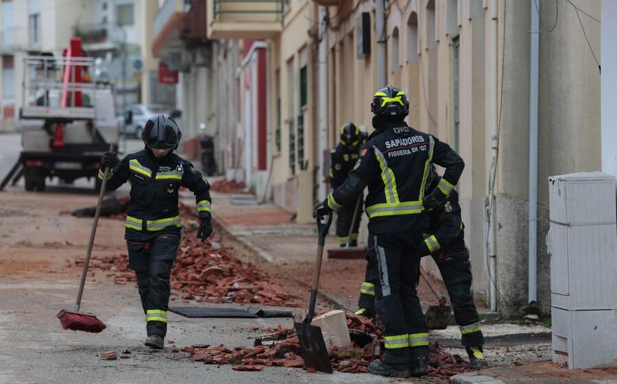 Registadas mais 192 ocorrências devido ao mau tempo. País recupera após passagem da Kristin