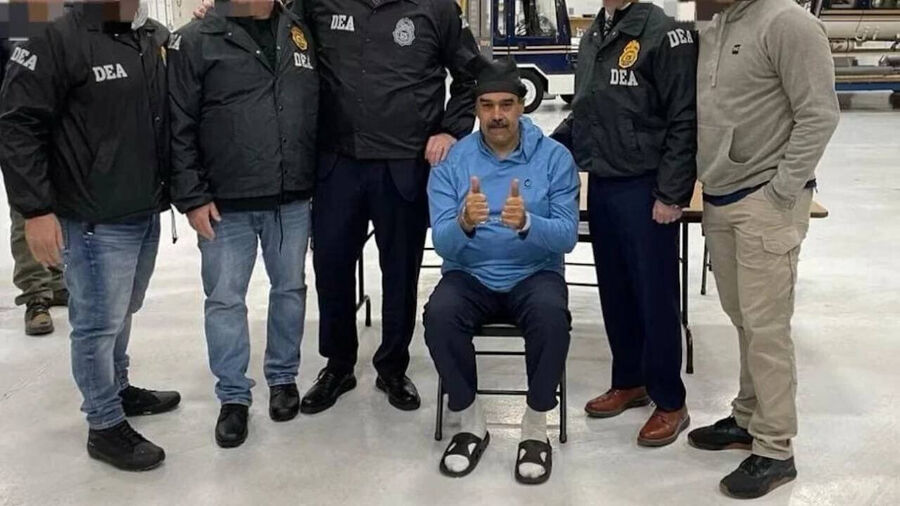 Nicolás Maduro chega a centro de detenção em Brooklyn