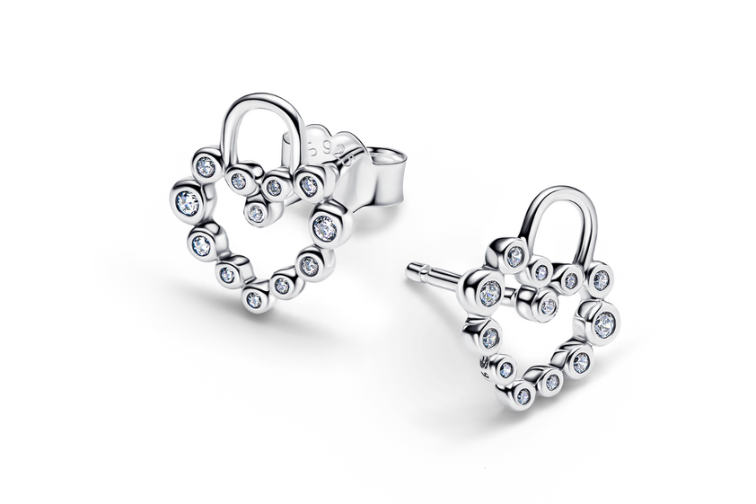 Brincos Pandora prateados, coleção Dia dos Namorados 2026