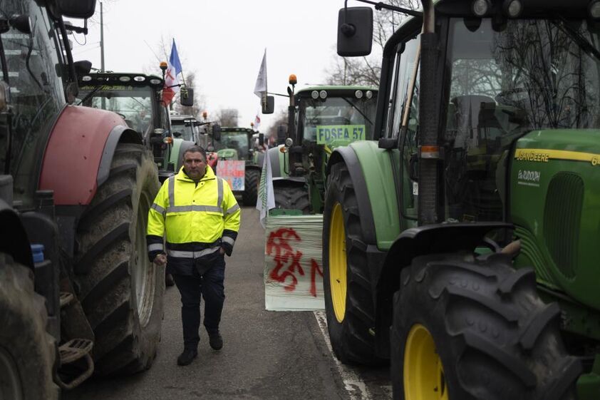 Agricultores protestam em Estrasburgo contra a reforma da PAC e acordo Mercosul