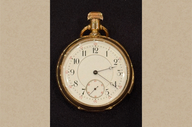 Relógio de bolso: um dos objetos em comum com Klimt, vestido e sanita