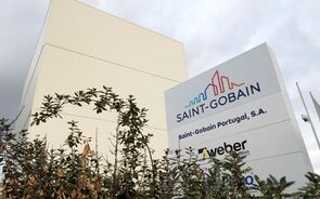 A estratégia ‘Lead & Grow’, permite à Saint Gobain oferecer soluções mais completas e integradas