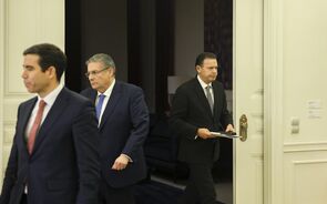 Governo chama imigrantes e vigia preços na construção