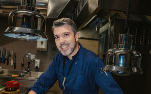 Chef Ricardo Cardoso apresenta o Cais-me Bem, em Vila Nova de Gaia