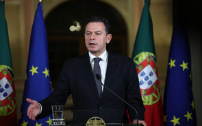 Luís Montenegro já saudou António José Seguro pela vitória.