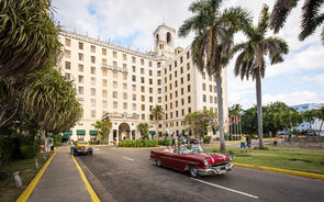 Governo português aconselha a adiamento de viagens a Cuba face a crise de suspensão de petróleo da Venezuela