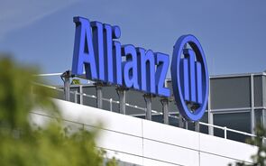 A Allianz irá também recomprar ações próprias no valor de 2.500 milhões de euros.