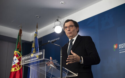 Ministro da Economia Castro Almeida tem a tutela do PRR