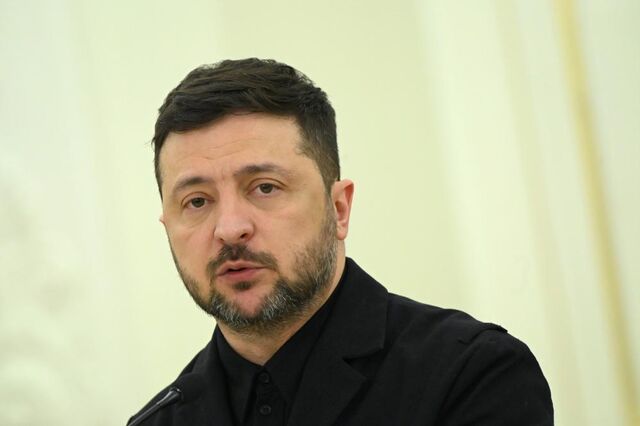 Zelensky conversou com enviados dos EUA para reativar negociações de paz