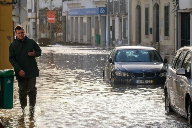 Lay-off e apoio do IEFP não são acumuláveis para o mesmo emprego
