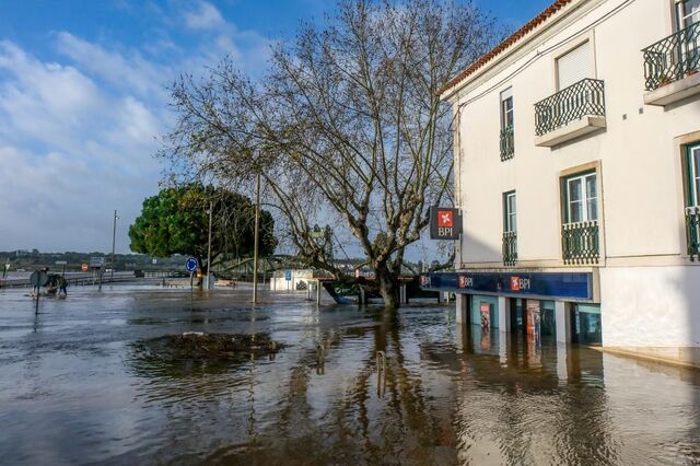 Tempestade: como pedir apoios às famílias, lay-off ou isenção de TSU?