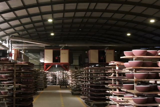 Cerâmica 'parte a louça' e alerta o Governo: “Assim a indústria não fica. Sai'