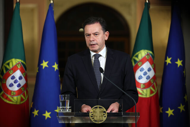 Montenegro espera “ultrapassar reservas” de Seguro no pacote laboral