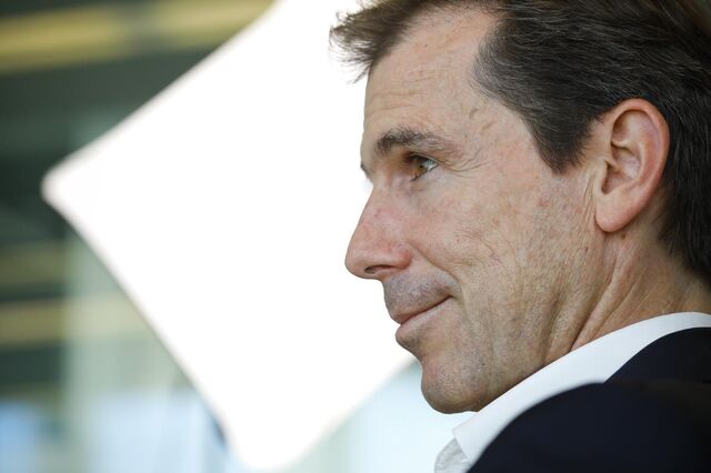 Lucro abaixo do esperado e 'guidance' conservador castigam grupo EDP em bolsa