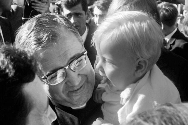 O poder financeiro e político da Opus Dei 