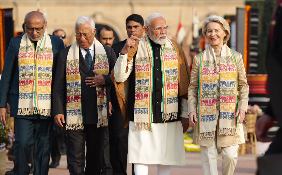 A Comissão Europeia fechou um acordo comercial com a Índia, a que chamou 'parceria do século'.