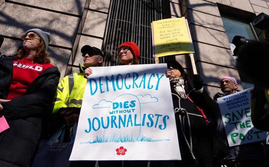 Protestos pelos despedimentos no Washington Post