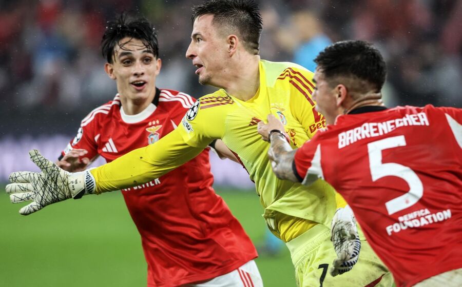 Trubin guarda-redes do Sport Lisboa e Benfica