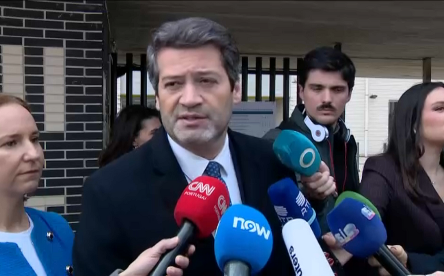 André Ventura anuncia que Chega vai votar a favor do lay-off a 100%  