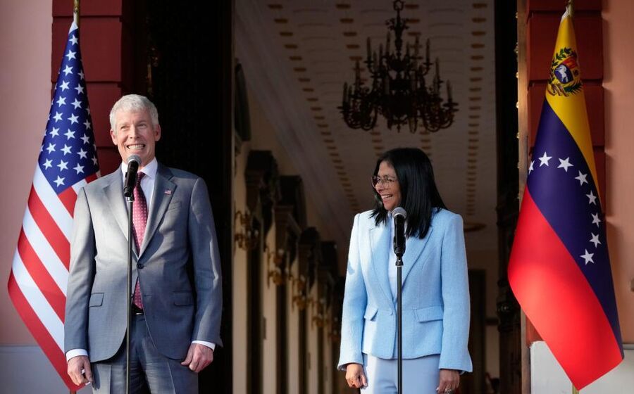 Chris Wright e Delcy Rodriguez