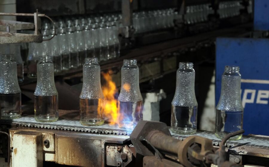 Fábrica da BA Glass danificada pelo mau tempo