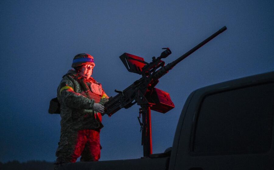 Millitar ucraniano opera sistema anti-drones