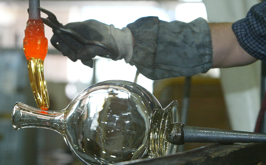 Vista Alegre mantém entregas com produção de cristais em Alcobaça