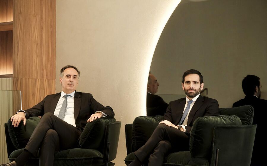 Gonçalo Capela Godinho (à esquerda) e Carlos Vaz de Almeida (à direita).