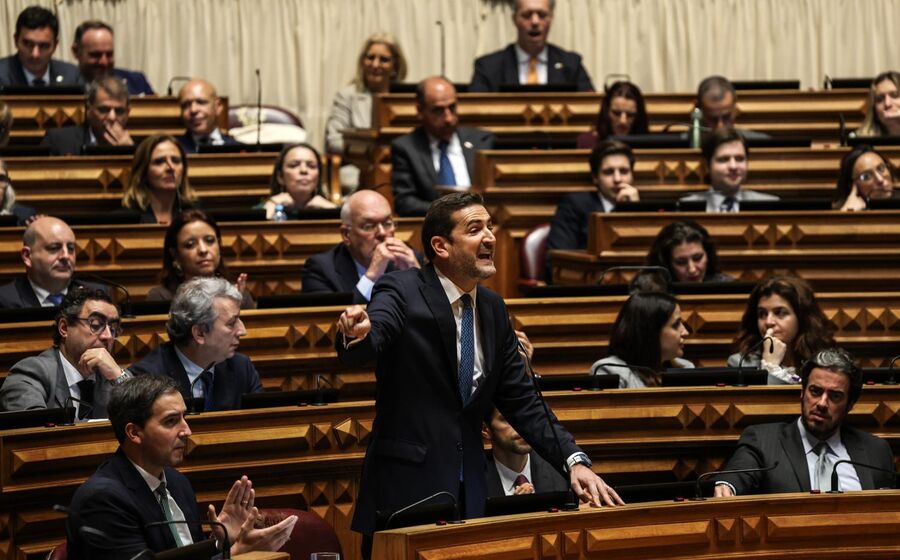 Hugo Soares é o líder parlamentar do PSD e secretário-geral do partido
