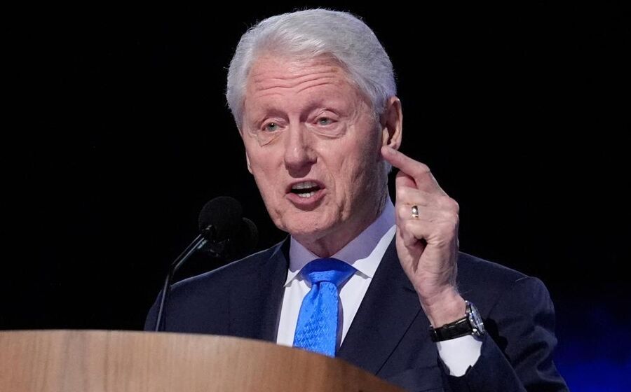 Bill Clinton nega irregularidades na relação com Jeffrey Epstein perante o congresso