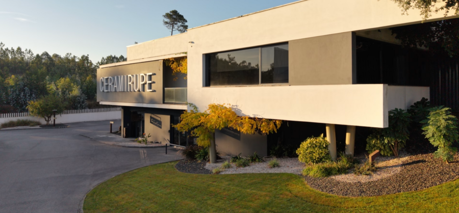 Fábrica da Ceramirupe, em Alcobaça.