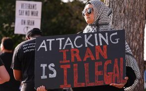 Potenciais candidatos à liderança no Irão também foram mortos. Israel mata 31 em ataque no Líbano