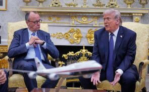 Chanceler alemão contra alívio de sanções ao petróleo russo. É 'errado', diz