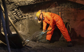 Uso militar e limites na China levam volfrâmio a bater até o 'rally' do ouro