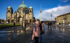 OCDE espera que a economia da Zona Euro abrande de 1,4% em 2025 para 0,8% este ano.