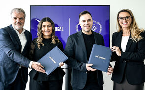 Francine Ferreira e José Cambas, administradores do Yuko, ladeados por Paulo Costa e Susana da Silva Curto, diretores executivos da Liga Portugal.