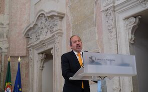 Álvaro Santos Pereira recusou especular sobre novas decisões de política monetária na reunião de abril do BCE. 